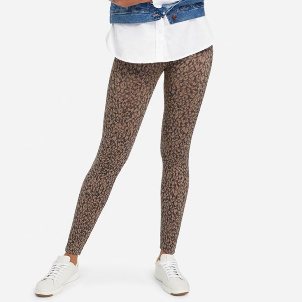 Spanx Look At Me Now Seamless Leggings